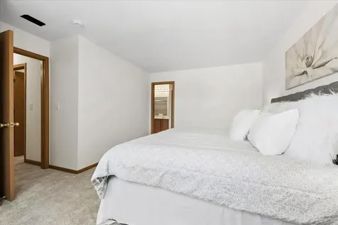 21529 Cormorant Street Crest Hill IL 60403