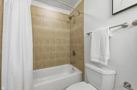 4705 South Champlain Avenue Chicago IL 60615