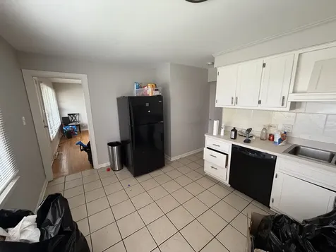 185 Pleasant Drive Chicago Heights IL 60411