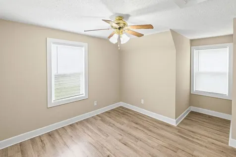 21 Mills Cart Road Salem IL 62881