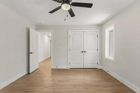 3 Hickory Lane White Heath IL 61884