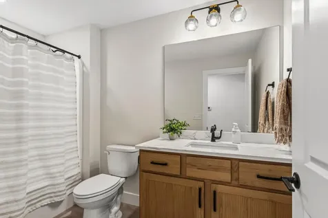 3 Hickory Lane White Heath IL 61884