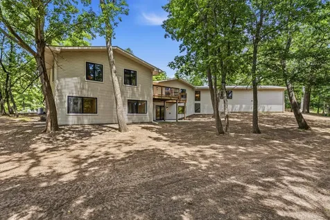 3 Hickory Lane White Heath IL 61884