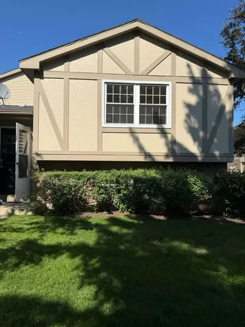 136 Brookwood Court Vernon Hills IL 60061