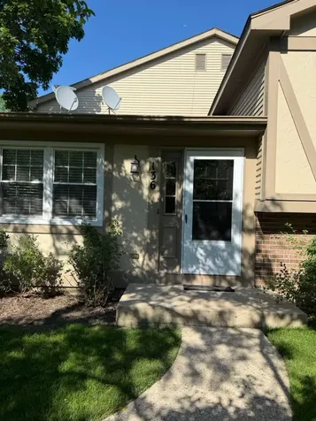 136 Brookwood Court Vernon Hills IL 60061
