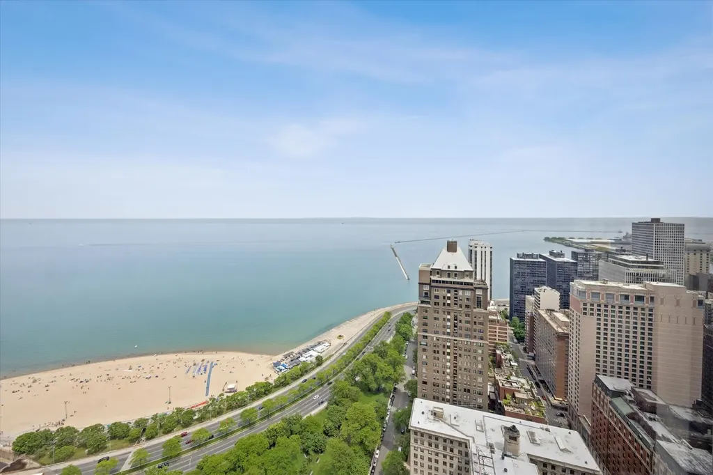 950 North Michigan Avenue Chicago IL 60611