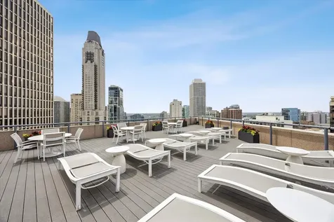 950 North Michigan Avenue Chicago IL 60611