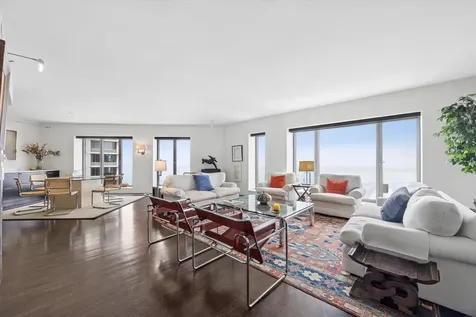 950 North Michigan Avenue Chicago IL 60611