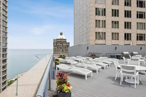 950 North Michigan Avenue Chicago IL 60611