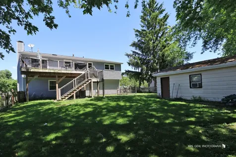 2401 Mallard Drive Lindenhurst IL 60046