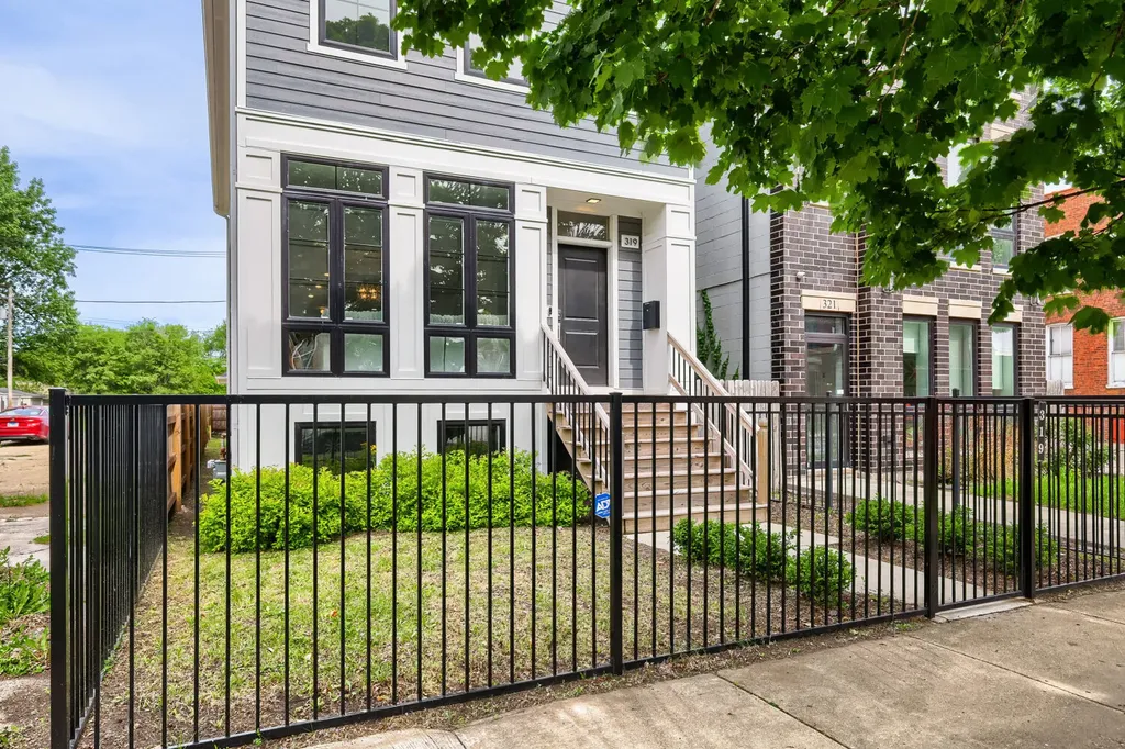 319 South Washtenaw Avenue Chicago IL 60612