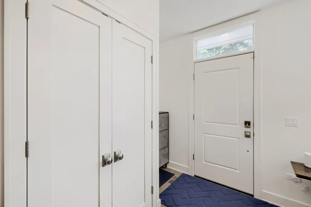 319 South Washtenaw Avenue Chicago IL 60612