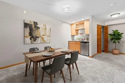 2822 Granite Court Crystal Lake IL 60012