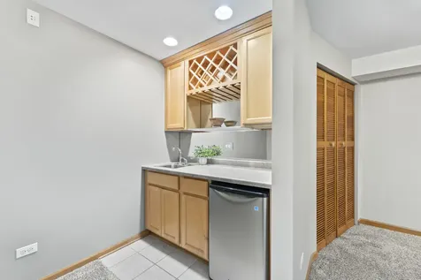 2822 Granite Court Crystal Lake IL 60012
