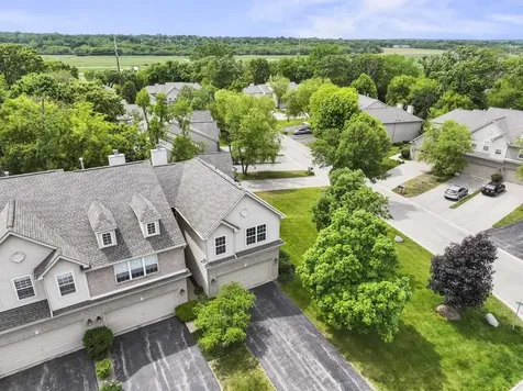 2822 Granite Court Crystal Lake IL 60012