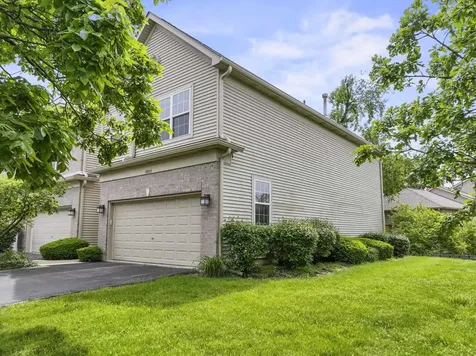 2822 Granite Court Crystal Lake IL 60012
