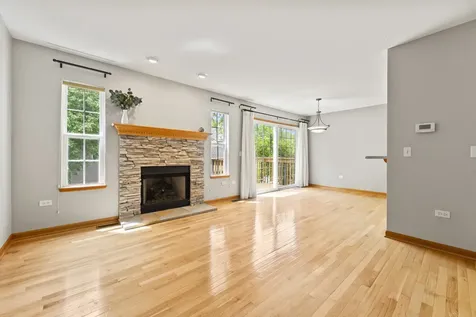 2822 Granite Court Crystal Lake IL 60012