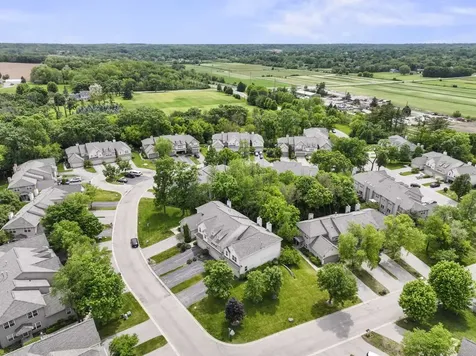 2822 Granite Court Crystal Lake IL 60012