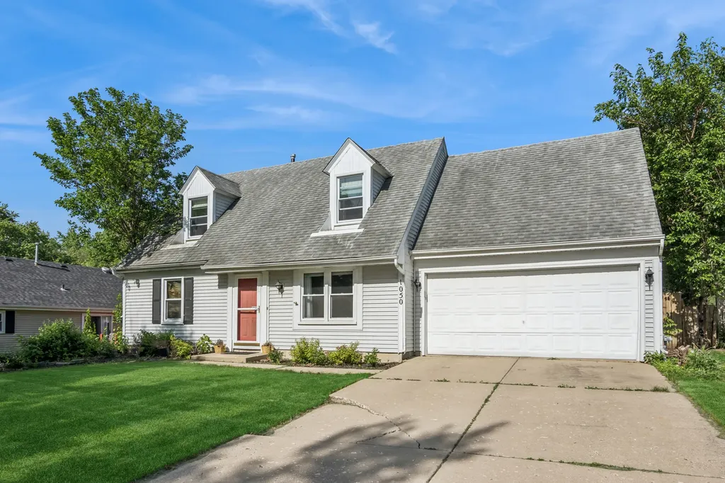 1050 Grenada Drive Aurora IL 60506