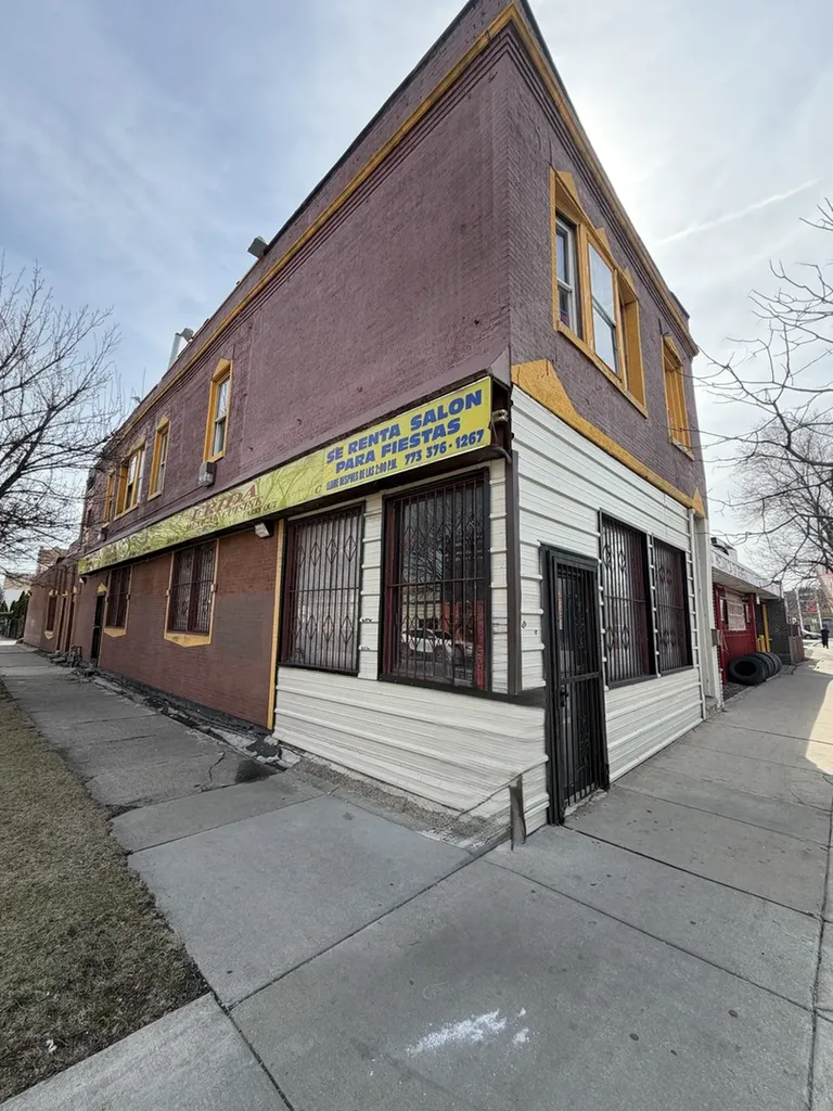 3935 South Kedzie Avenue Chicago IL 60632