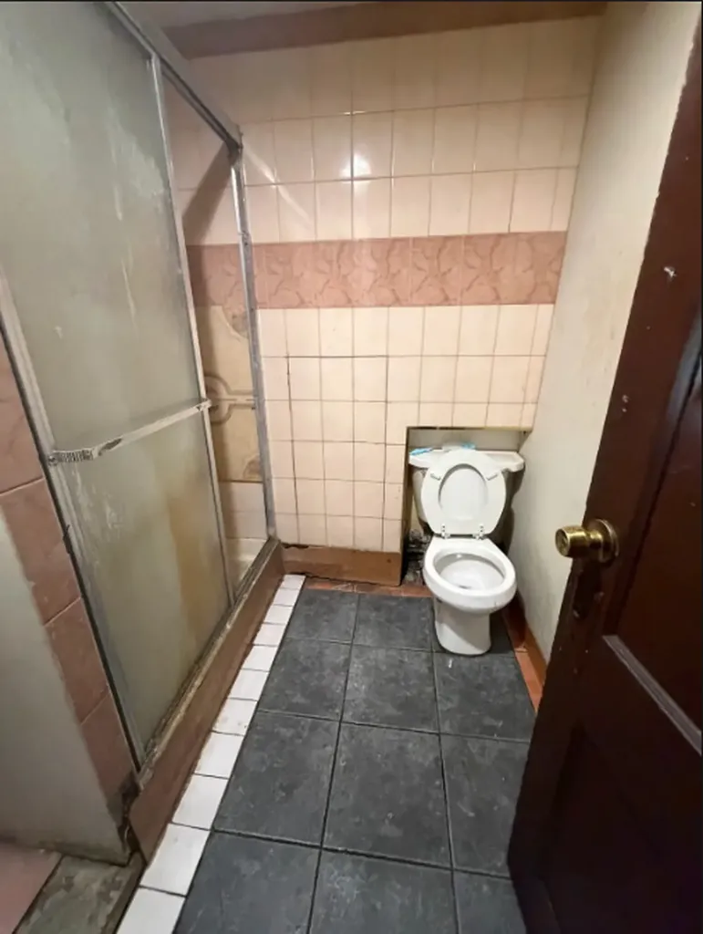3935 South Kedzie Avenue Chicago IL 60632