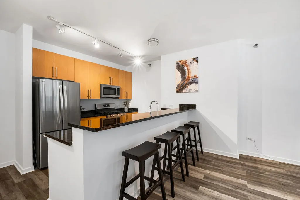 125 South Green Street Chicago IL 60607