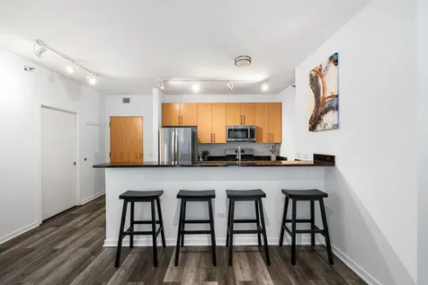 125 South Green Street Chicago IL 60607