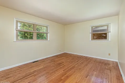 7049 West 91 Street Bridgeview IL 60455