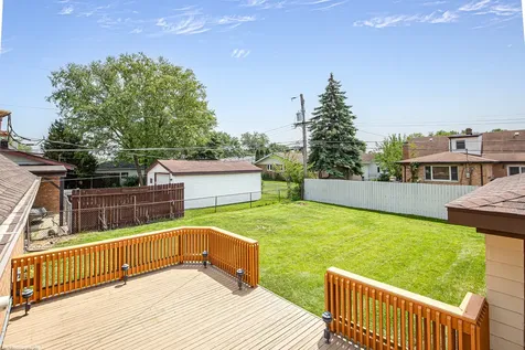 7049 West 91 Street Bridgeview IL 60455
