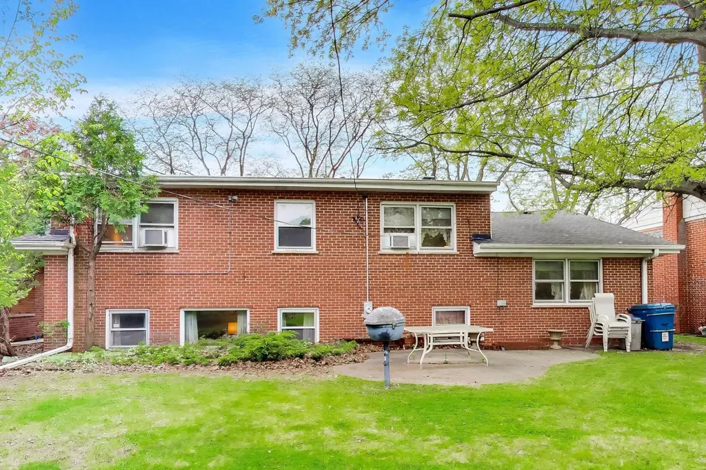 1430 Granville Avenue Park Ridge IL 60068