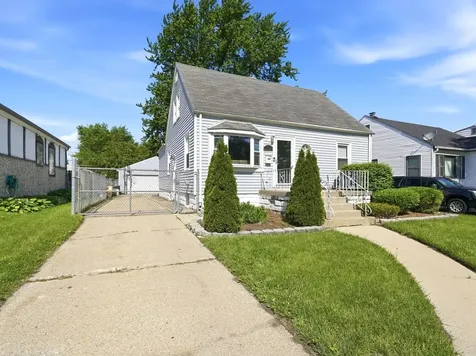 602 Hirsch Avenue Calumet City IL 60409