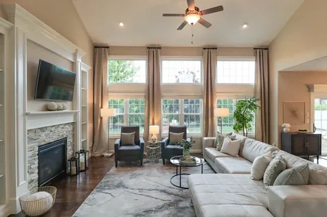 8 Ann Arbor Court Bloomington IL 61705