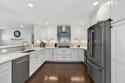 310 North Schiller Street Palatine IL 60067
