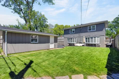 310 North Schiller Street Palatine IL 60067