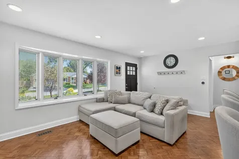 310 North Schiller Street Palatine IL 60067