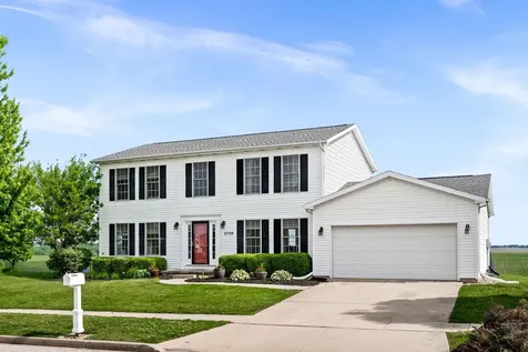 2708 Southlawn Drive Bloomington IL 61705