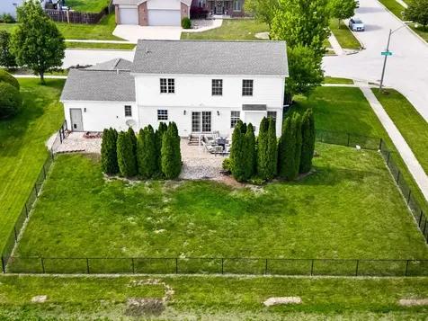 2708 Southlawn Drive Bloomington IL 61705