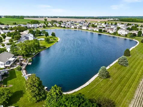 2708 Southlawn Drive Bloomington IL 61705