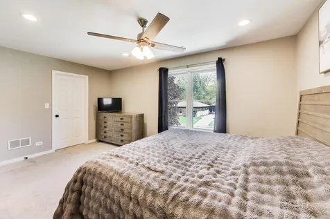 8842 South Talman Avenue Evergreen Park IL 60805