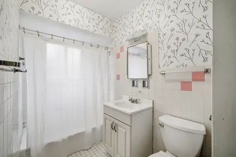221 Dodge Avenue Evanston IL 60202