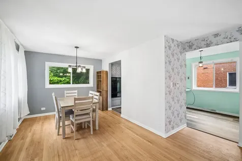 221 Dodge Avenue Evanston IL 60202