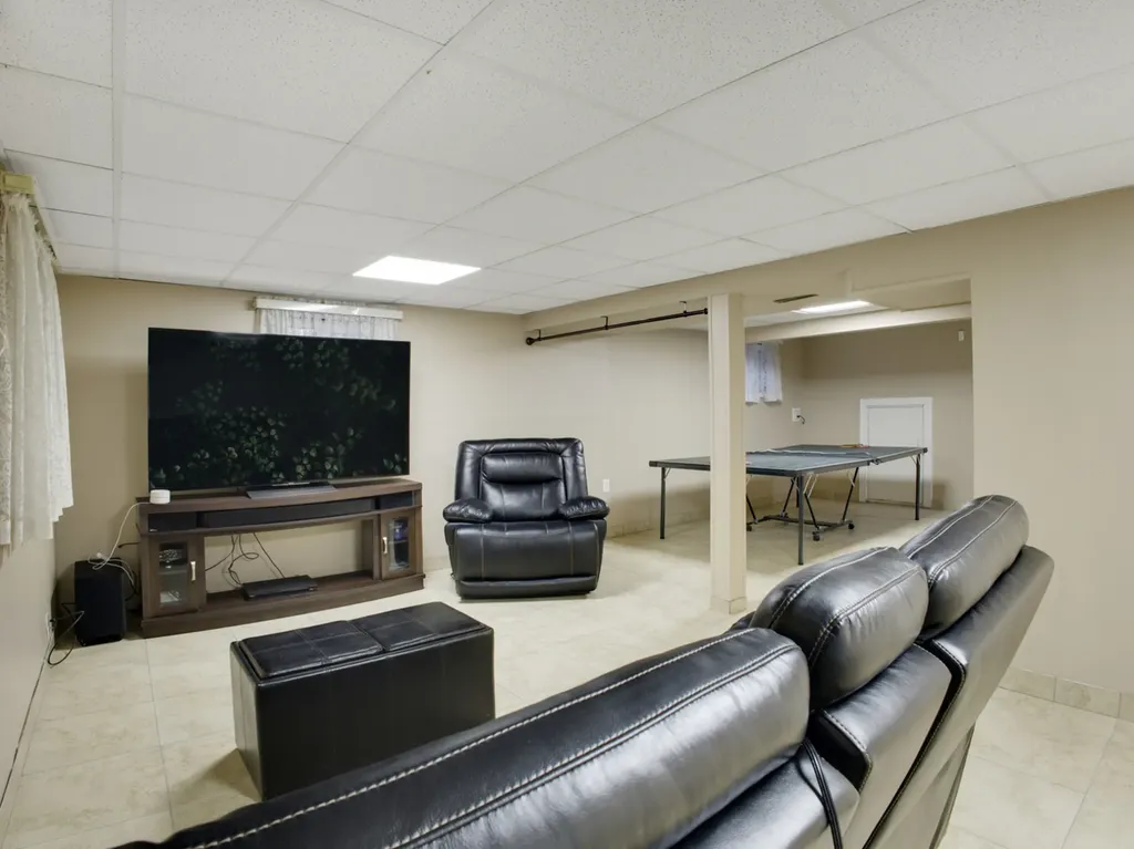 5 Cheswick Court Schaumburg IL 60194