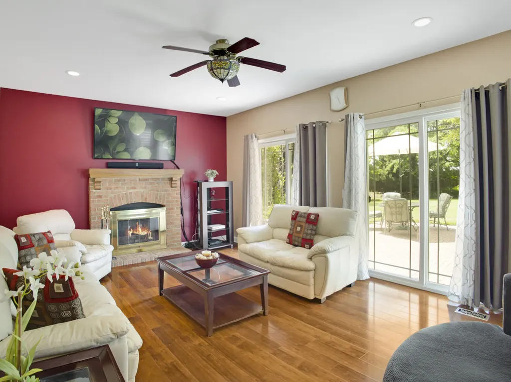 5 Cheswick Court Schaumburg IL 60194