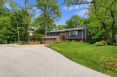 3001 2ND Street Moline IL 61265