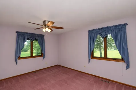 5217 Briarwood Road Woodstock IL 60098
