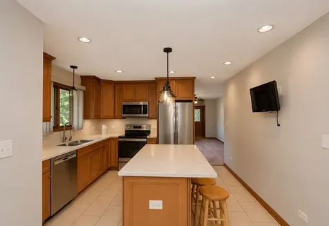 5217 Briarwood Road Woodstock IL 60098
