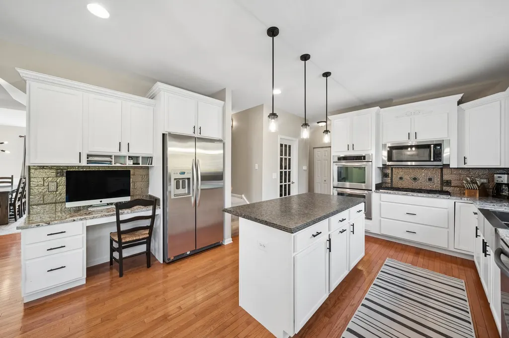 1133 Verona Ridge Drive Aurora IL 60506