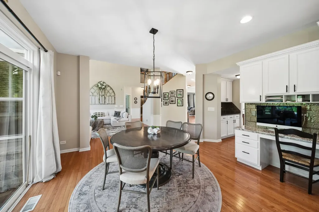 1133 Verona Ridge Drive Aurora IL 60506