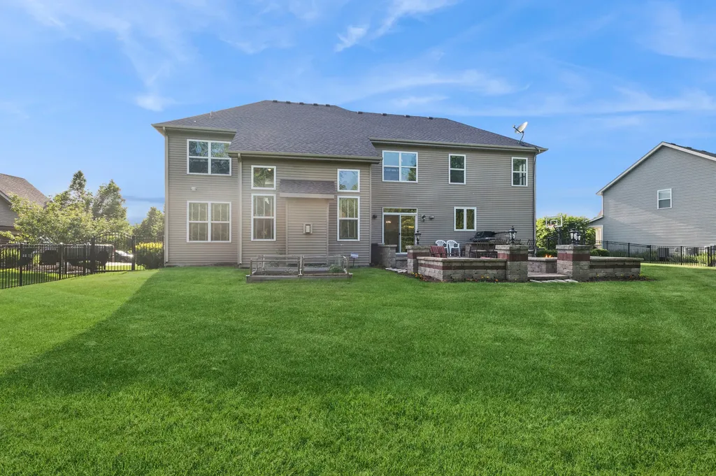 1133 Verona Ridge Drive Aurora IL 60506