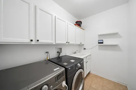 1133 Verona Ridge Drive Aurora IL 60506